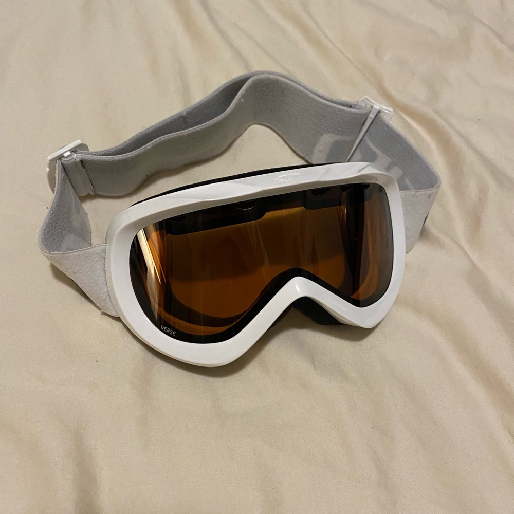Giro ski goggles